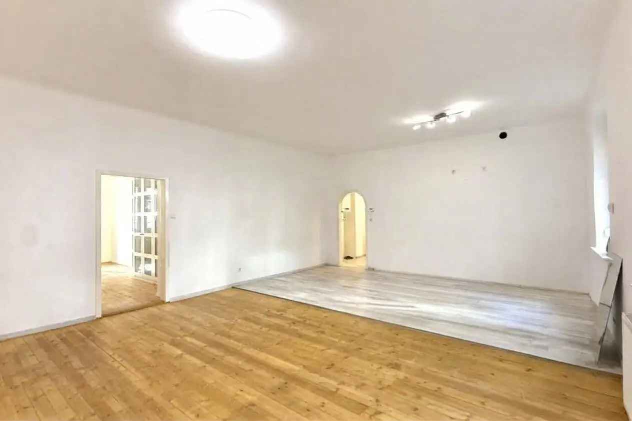 Near Venediger Au: Spacious 72 m² apartment with option for a 2nd bedroom