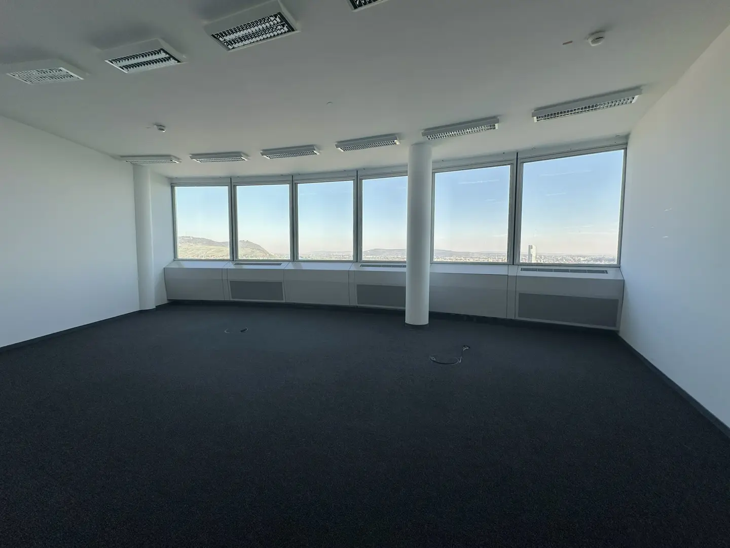 Sonnige Wohnung mit Weitblick im Millennium Tower