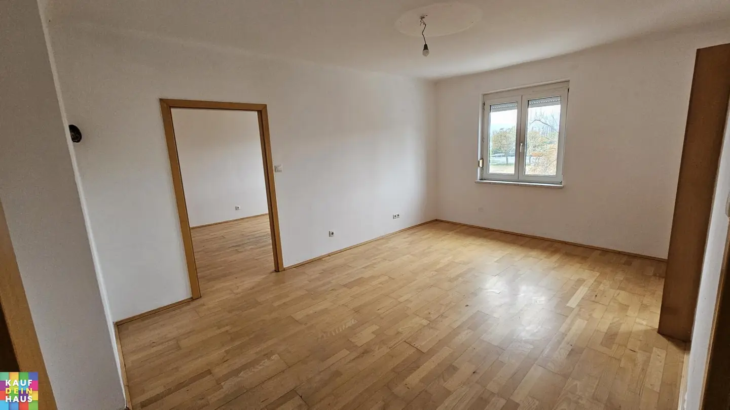KASERNSTRASSE 19! GÜNSTIGE 2-ZIMMERWOHNUNG!