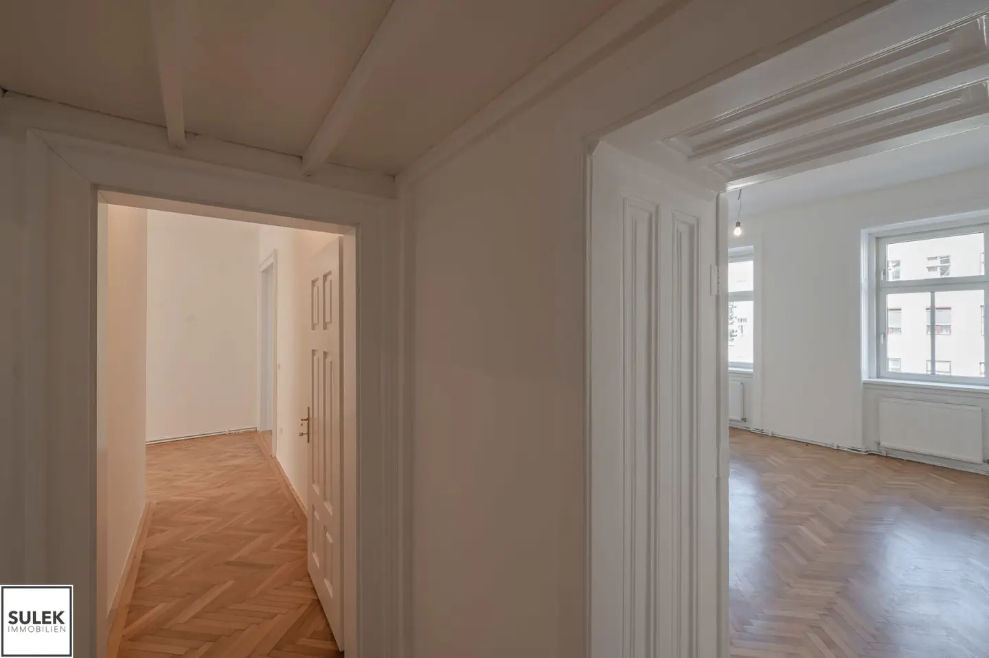 WG geeignet! Großzügige 2,5-Zimmer Wohnung (105m²) unbefristet; Untere Viaduktgasse ~ ab 01.12 beziehbar!