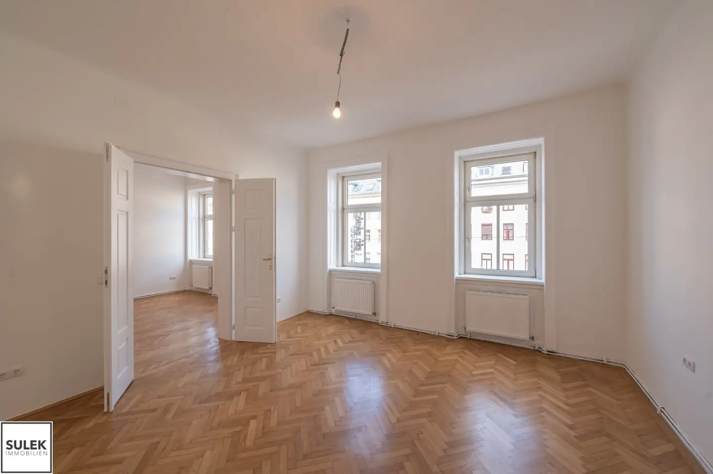 WG geeignet! Großzügige 2,5-Zimmer Wohnung (105m²) unbefristet; Untere Viaduktgasse ~ ab 01.12 beziehbar!