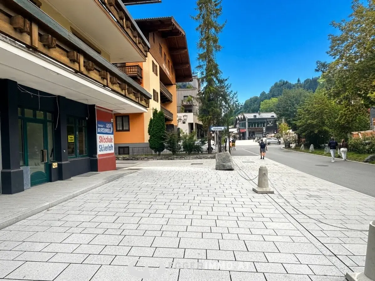 5754 Saalbach / Hinterglemm: die GELEGENHEIT: 130m² Büro und Geschäftsflächen in Bestlage von Saalbach Hinterglemm,
