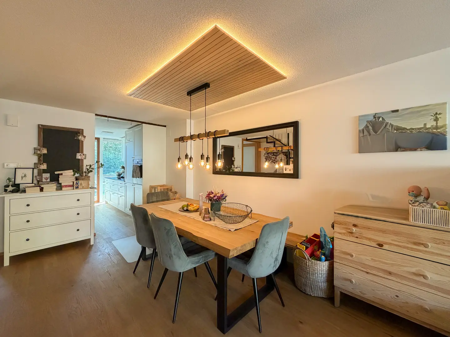 Ground floor apartment with garden and sunny terrace renovated