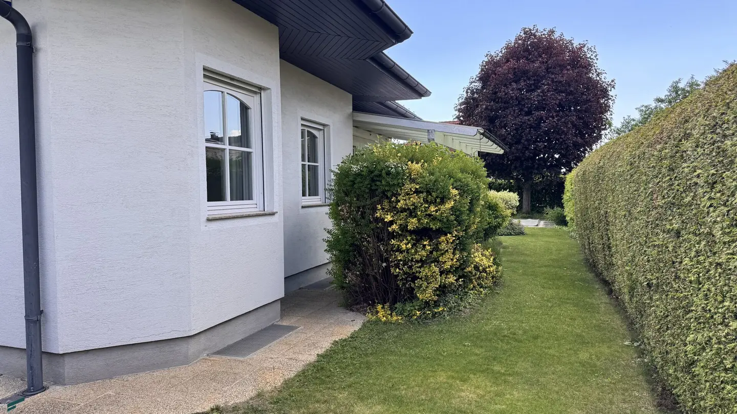 Familienwohnung mit beheiztem Pool Sauna und Garten