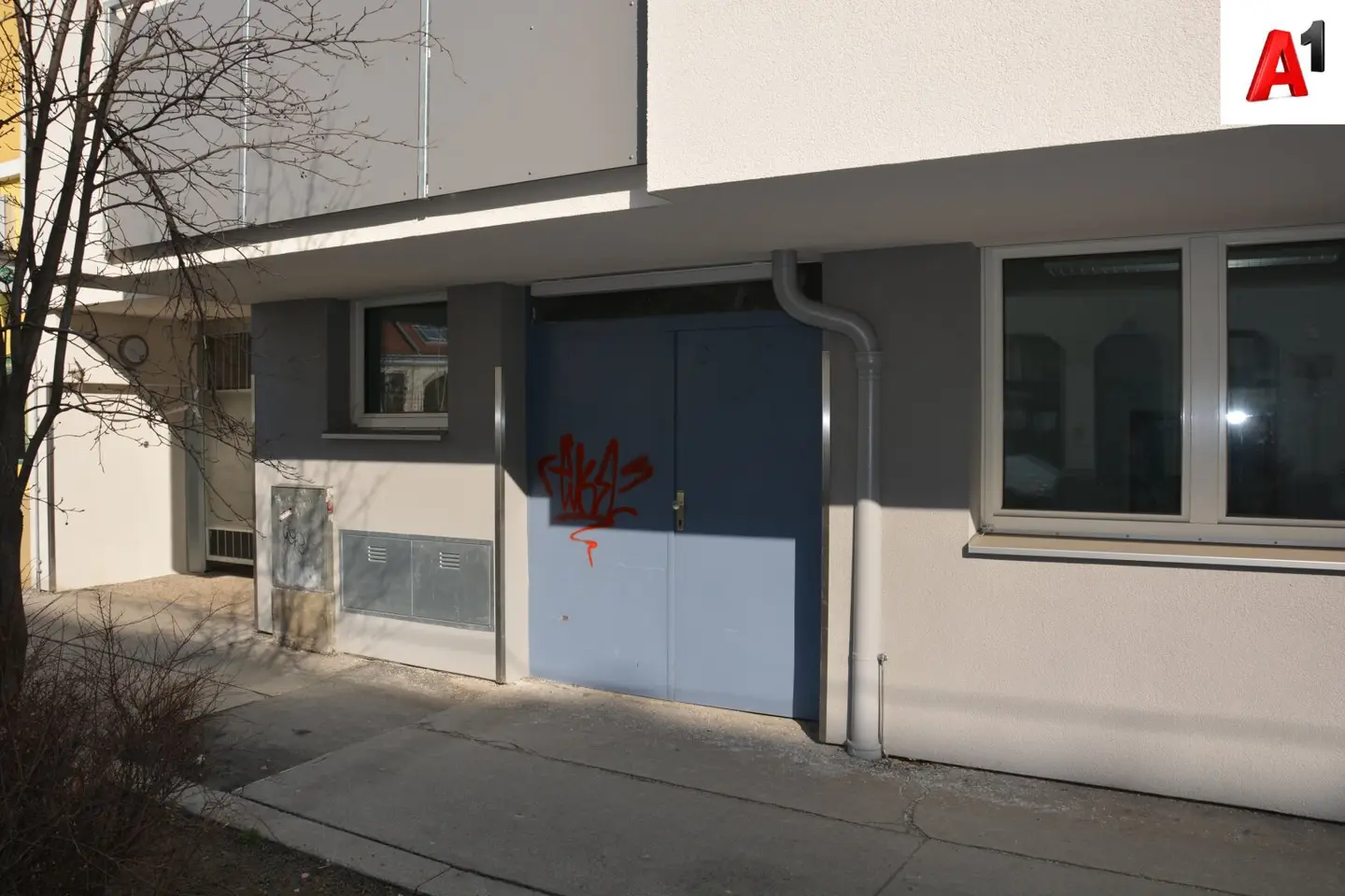 Office and commercial spaces in Hetzendorf Commission free