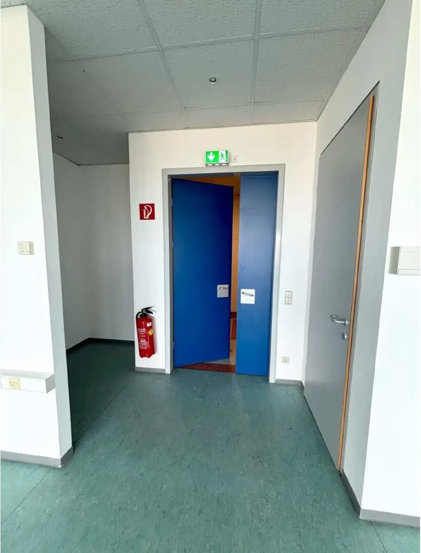 Wiener Neudorf! 63 m² office space - commission free!