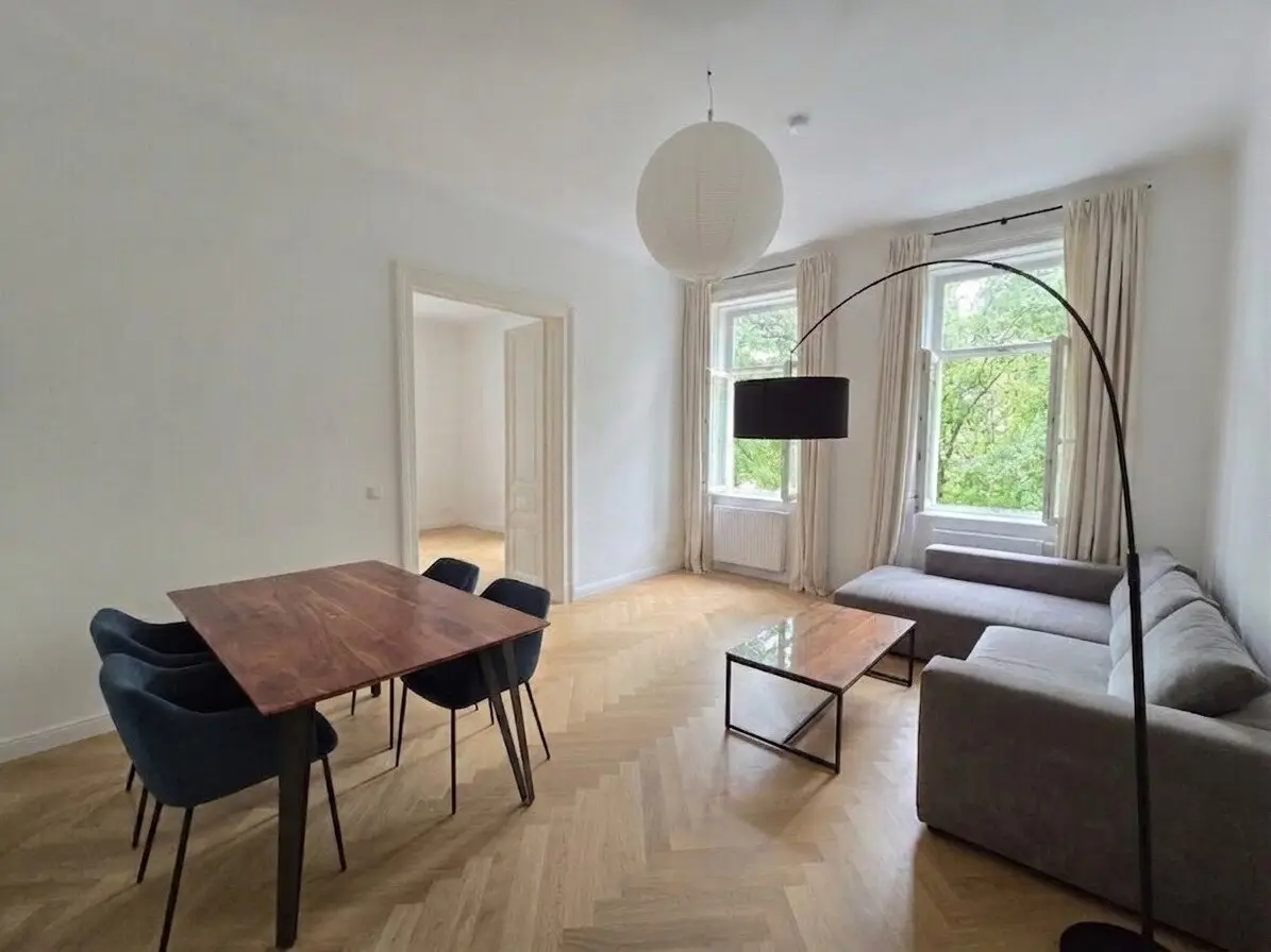 Top condition - lovely period apartment - near Türkenschanzpark