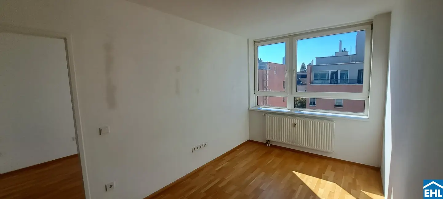 Compact 3-room apartment with top view into the courtyard