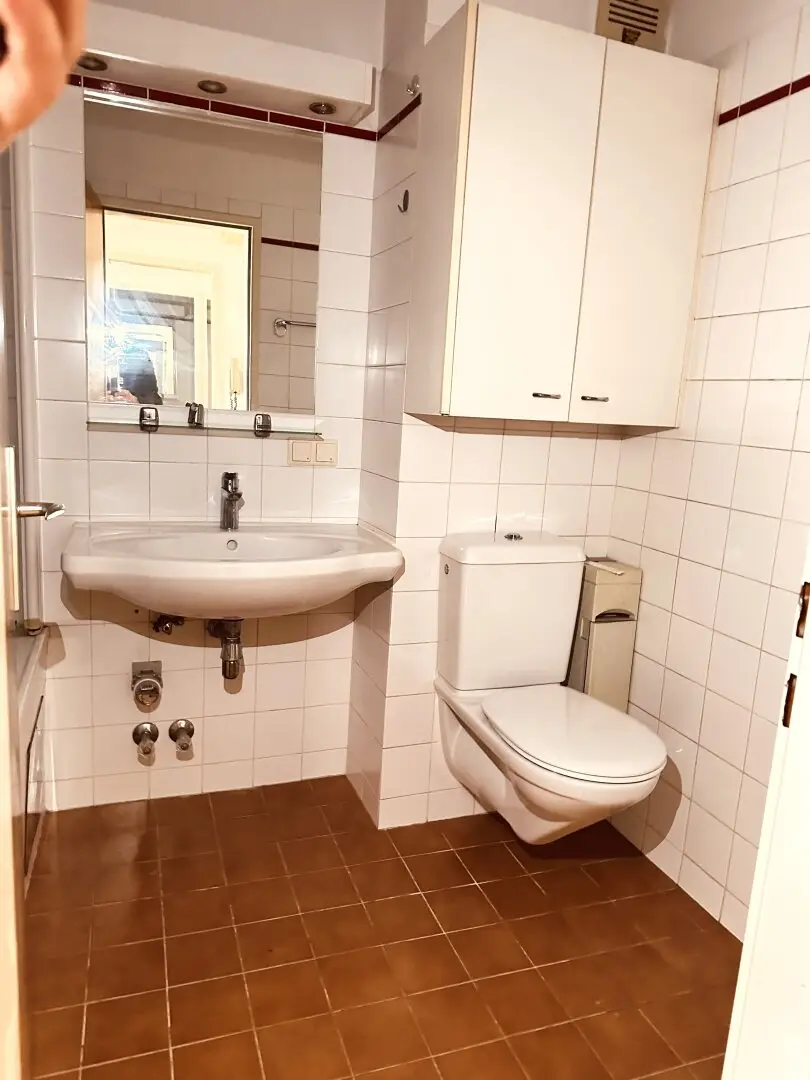 Attractive city apartment with south-facing balcony in central Salzburg location
