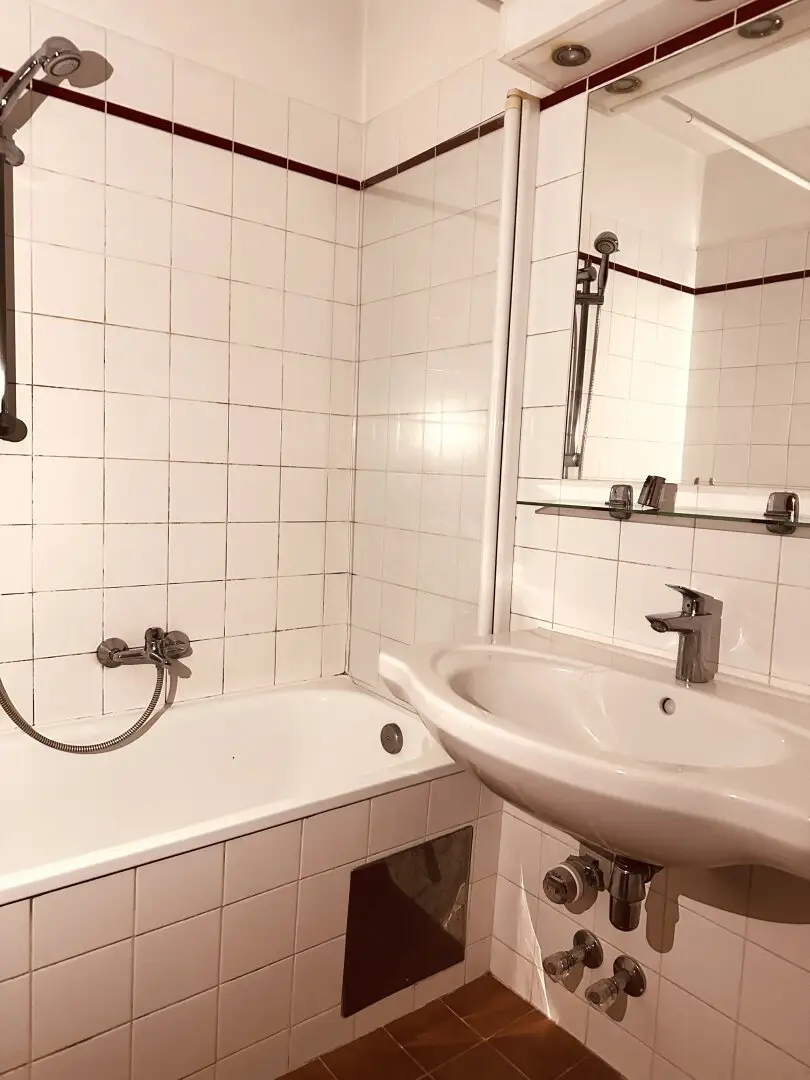 Attractive city apartment with south-facing balcony in central Salzburg location