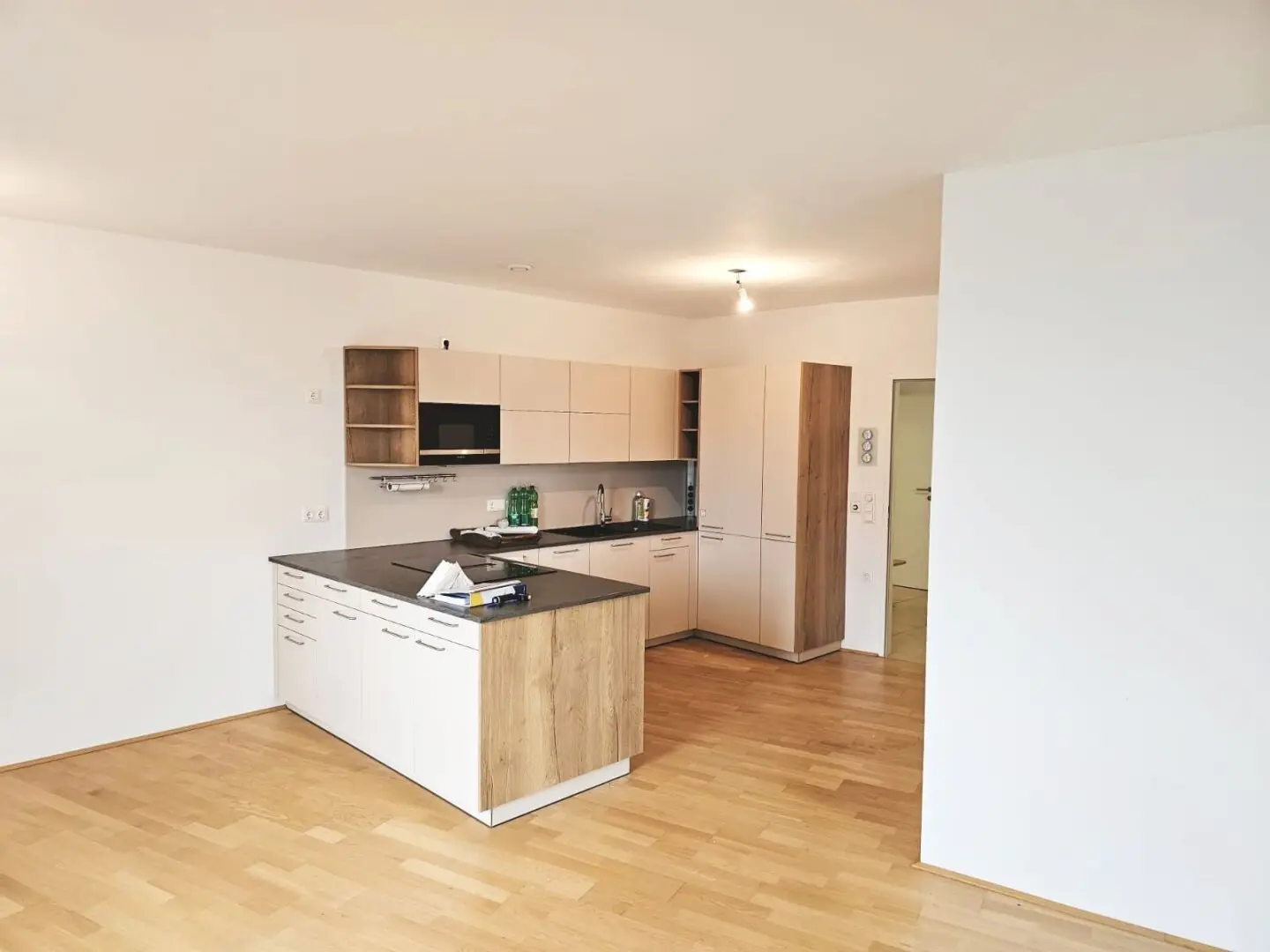 Wiener Neustadt betreutes Wohnen –  2 Zimmerwohnung mit Loggia