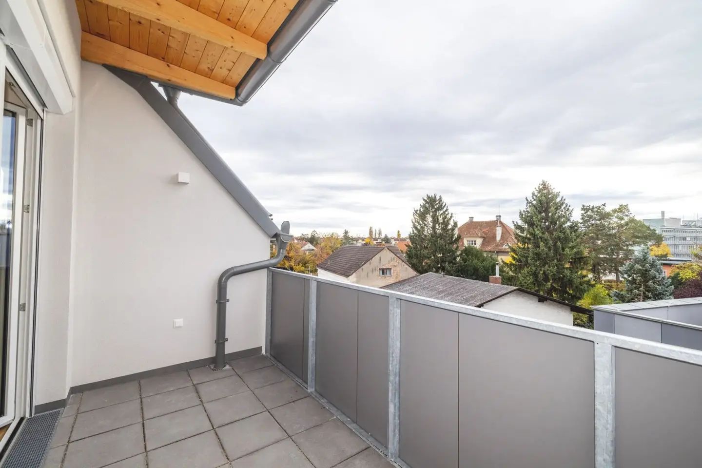 Wiener Neustadt betreutes Wohnen –  2 Zimmerwohnung mit Loggia