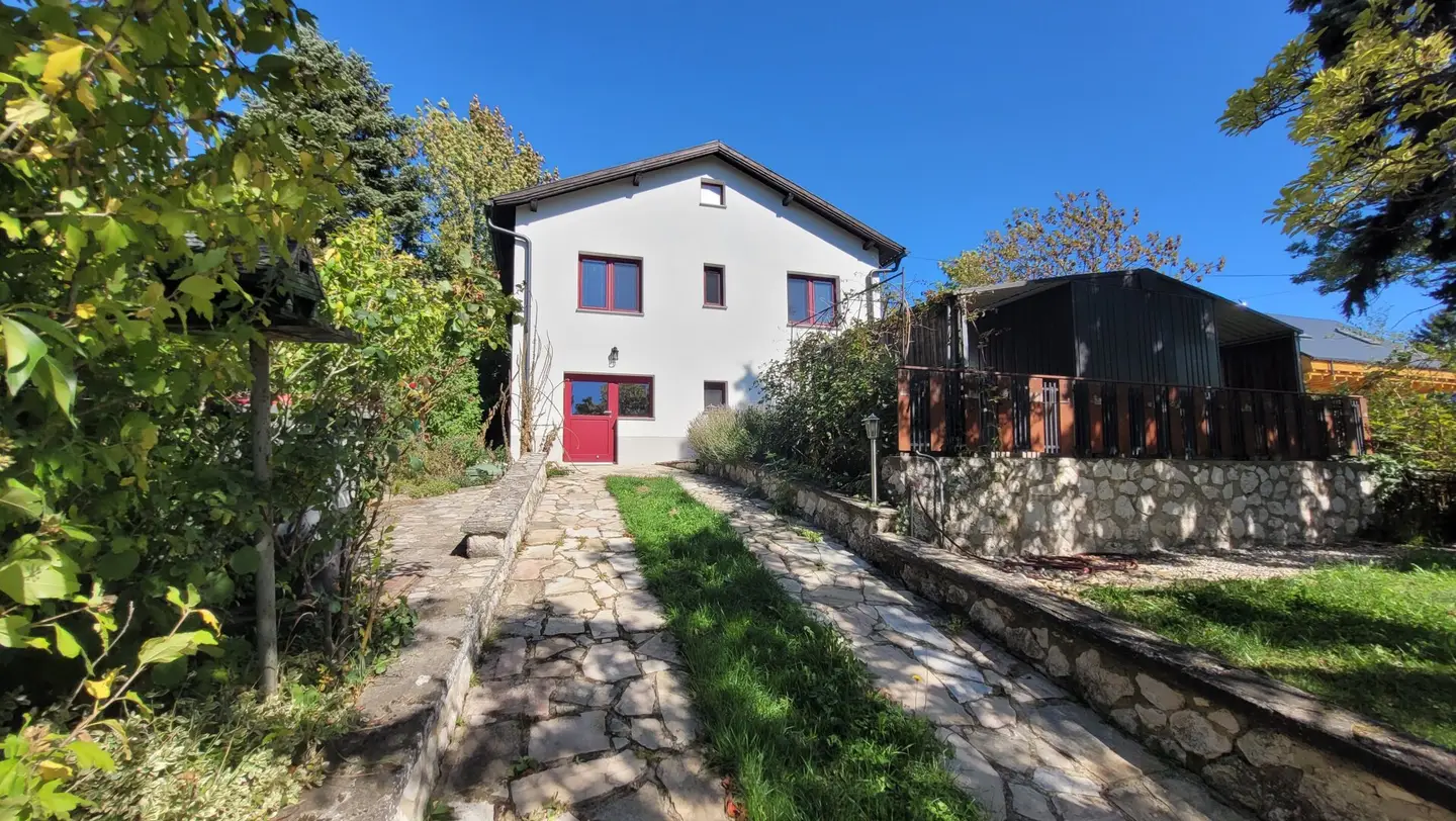 Saniertes Einfamilienhaus in Niederleis