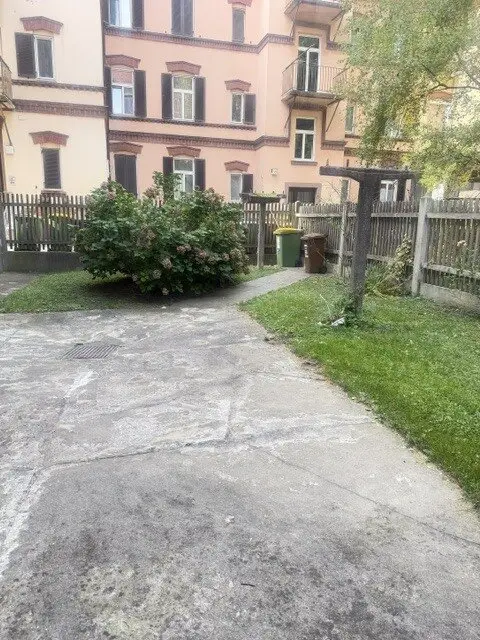 Beautiful 3-room period apartment near Augarten