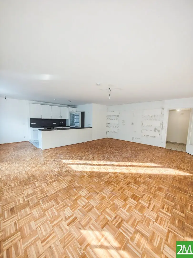 Renovation in Preparation: Spacious 3-Room Apartment with Balcony near Bahnhof Ottakring