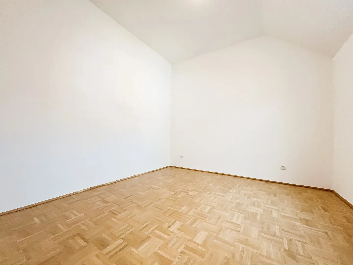 Helle 2-Zimmer-Wohnung in 8020 Graz
