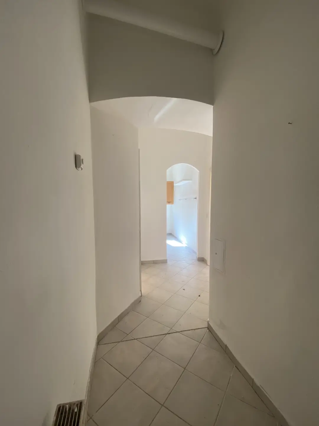Stately and spacious Altbauwohnung near Tivoli