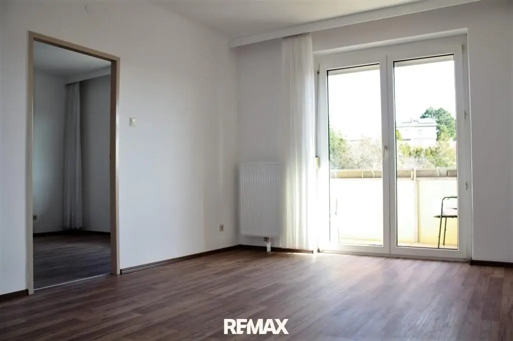 Sonnige 2-Zimmer-Wohnung mit Balkon in ruhiger Grünlage