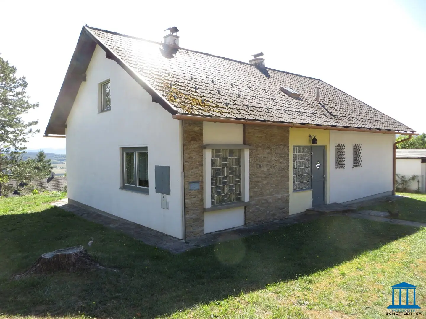 Haus mit Ausblick in Stollhof an der Hohen Wand