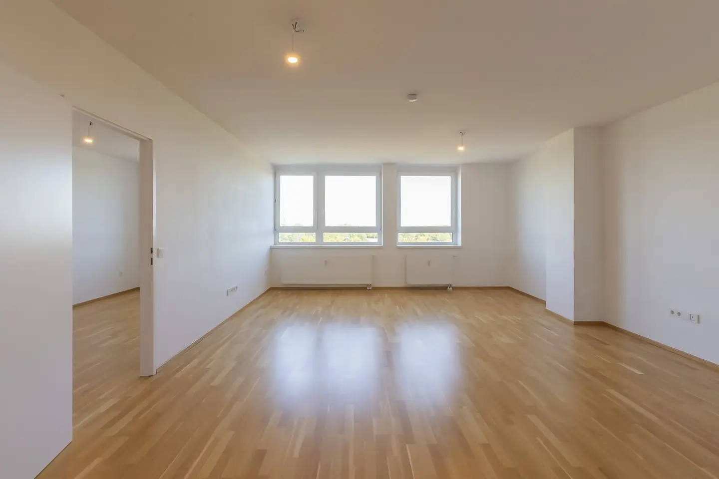 Living by the Water | Two-Room Apartment with Fitted Kitchen and Direct Water View