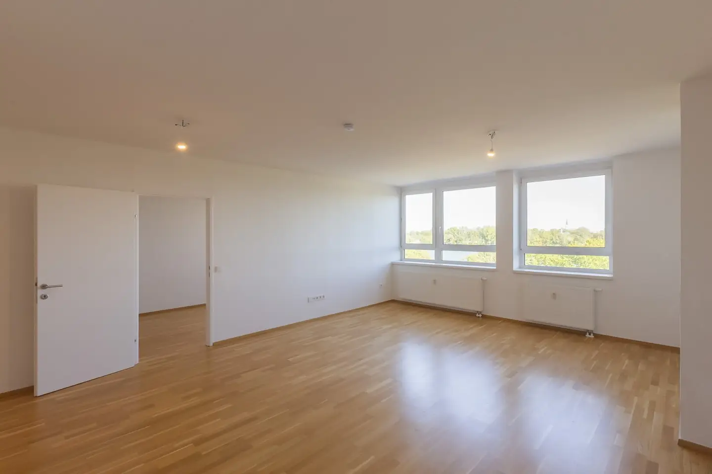 Living by the Water | Two-Room Apartment with Fitted Kitchen and Direct Water View