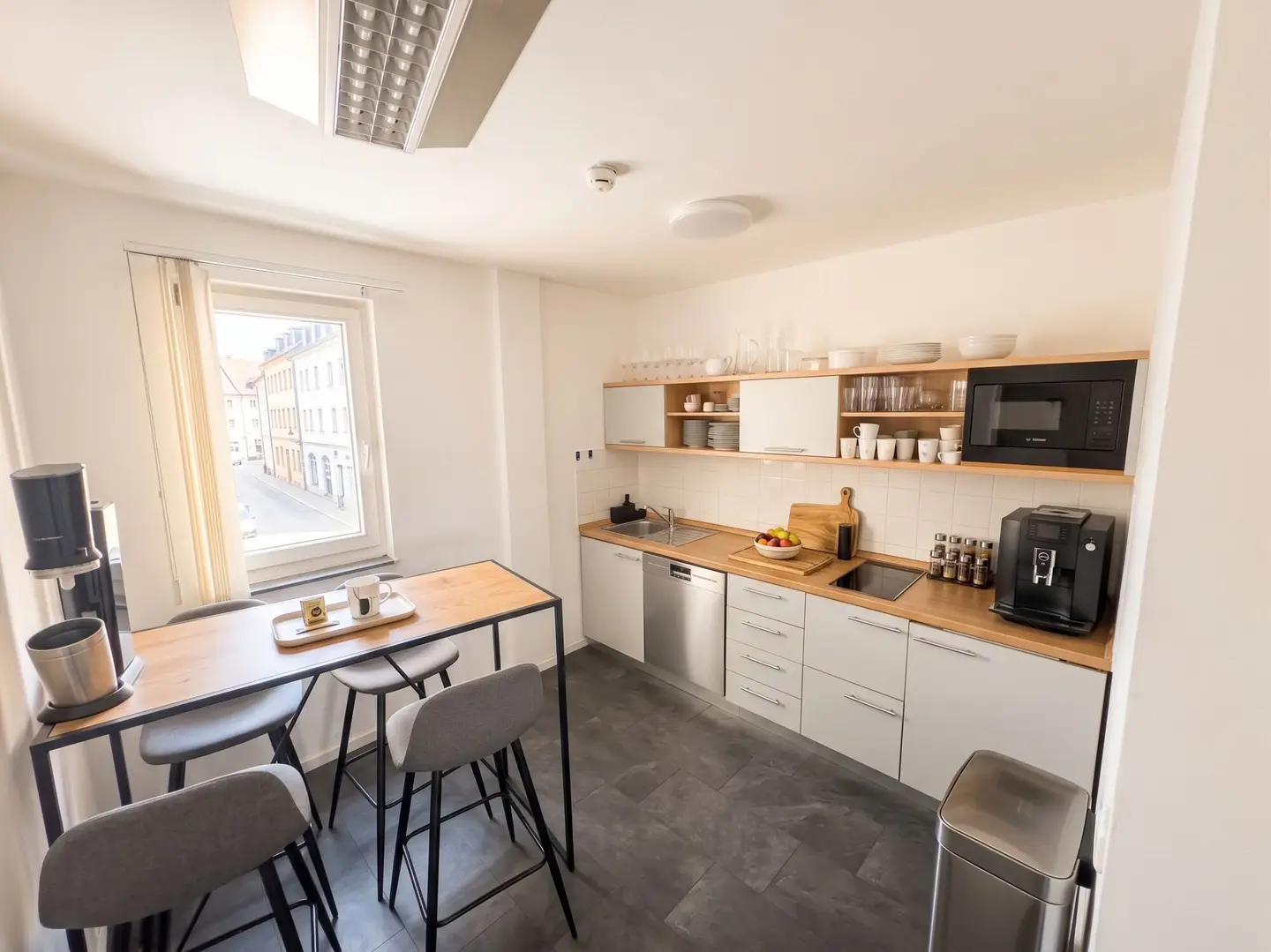 Fully furnished garçonnière near Schwedenplatz