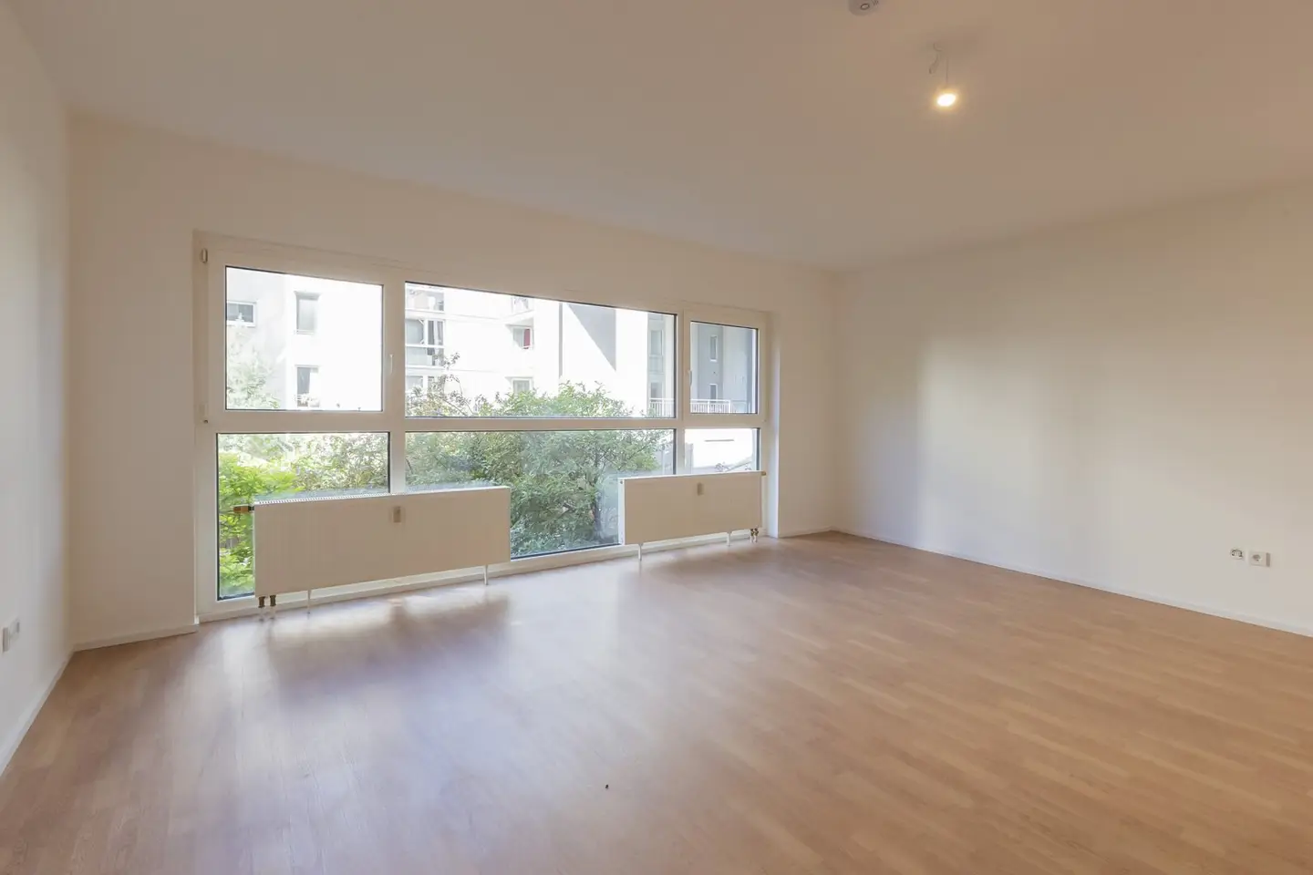 Handelskai | Studio in courtyard location with green view for sale