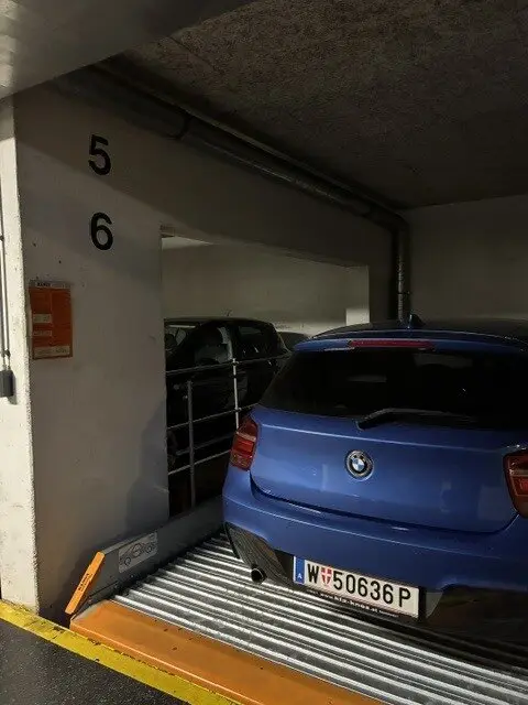 Parking space (UPPER) modern underground car park Lorystraße 7