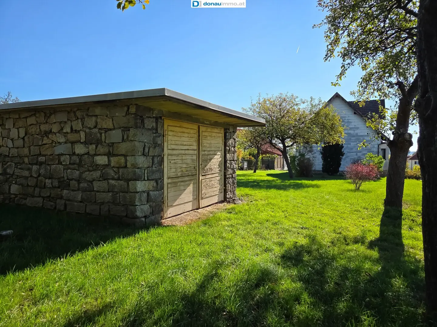 Neues Leben gesucht – Einfamilienhaus mit großzügigem Garten und Ausbaupotenzial