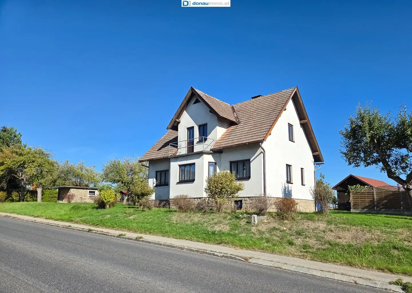 Neues Leben gesucht – Einfamilienhaus mit großzügigem Garten und Ausbaupotenzial