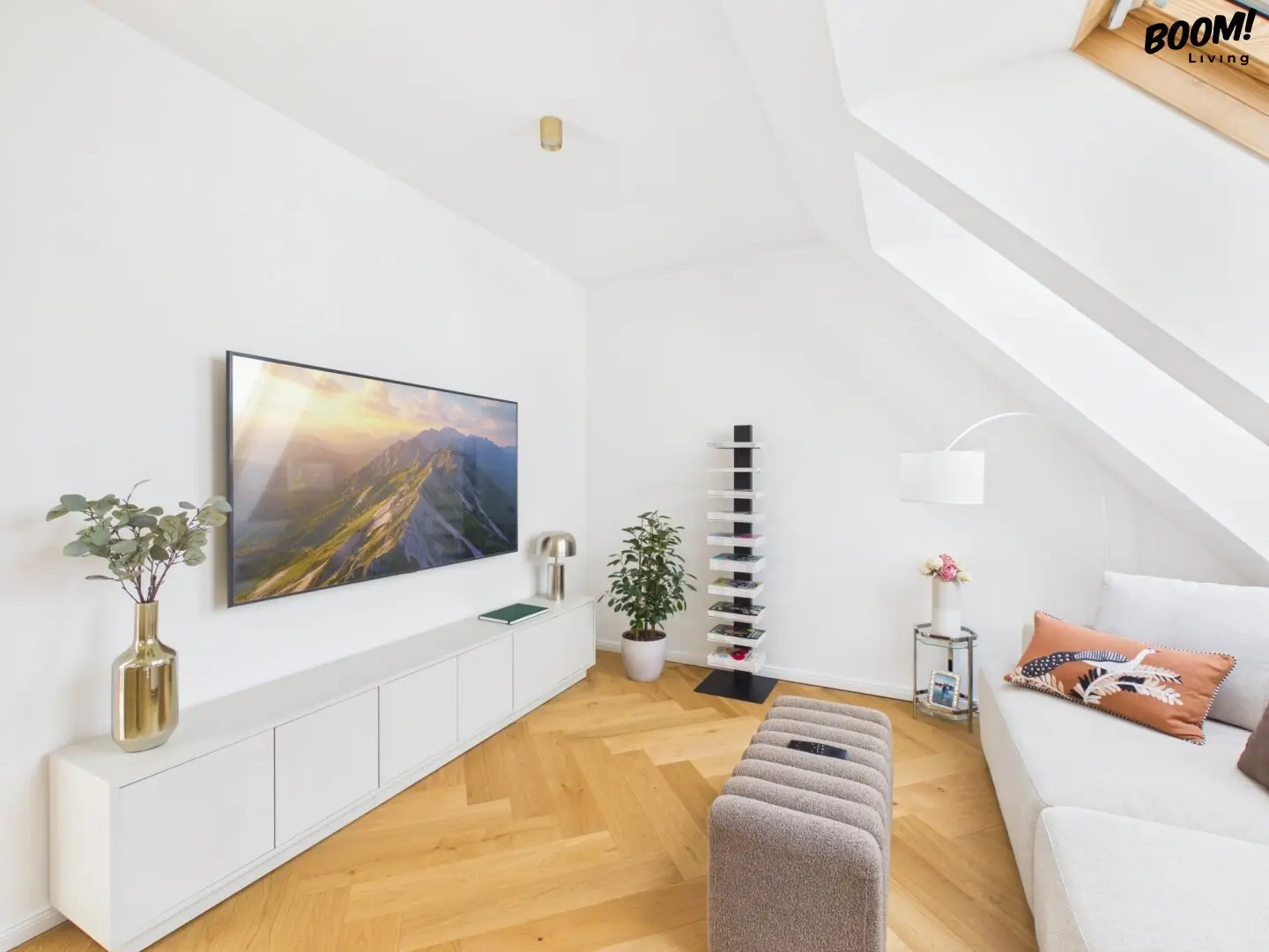 Exclusive penthouse apartment with approx. 27 m² roof terrace &amp; parking space in 1140 Vienna