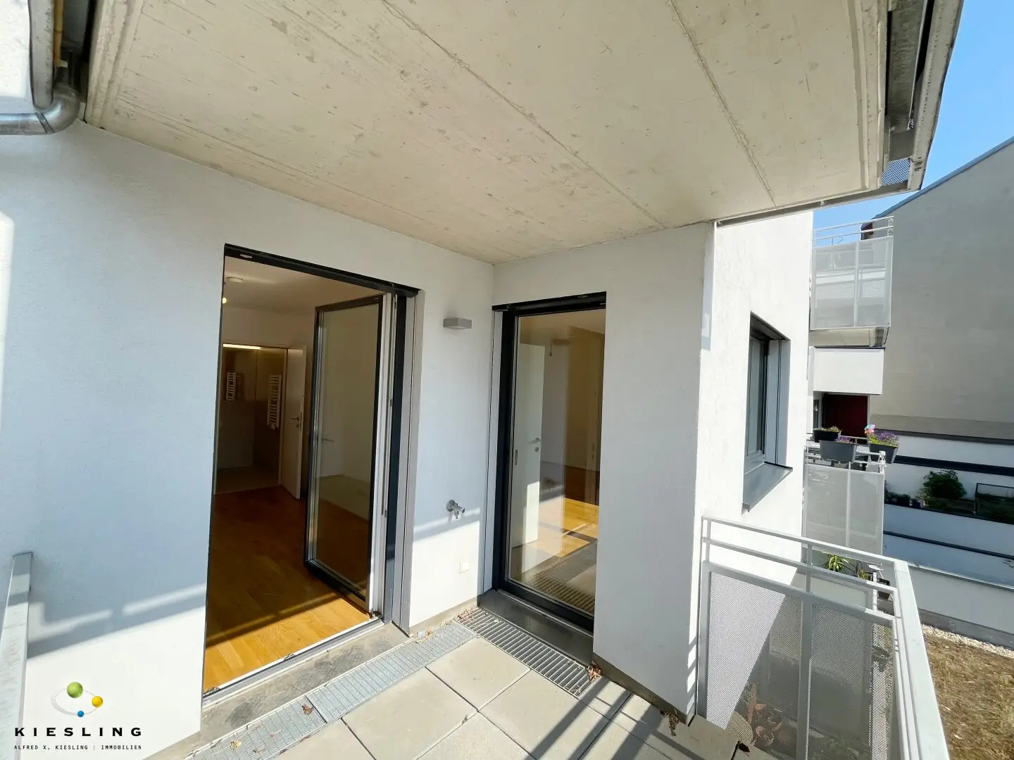 2 Zimmer-Wohnung in ruhiger Lage, Süd-Ost-Balkon, voll ausgestatteter Küche und Gemeinschaftsgarten T14