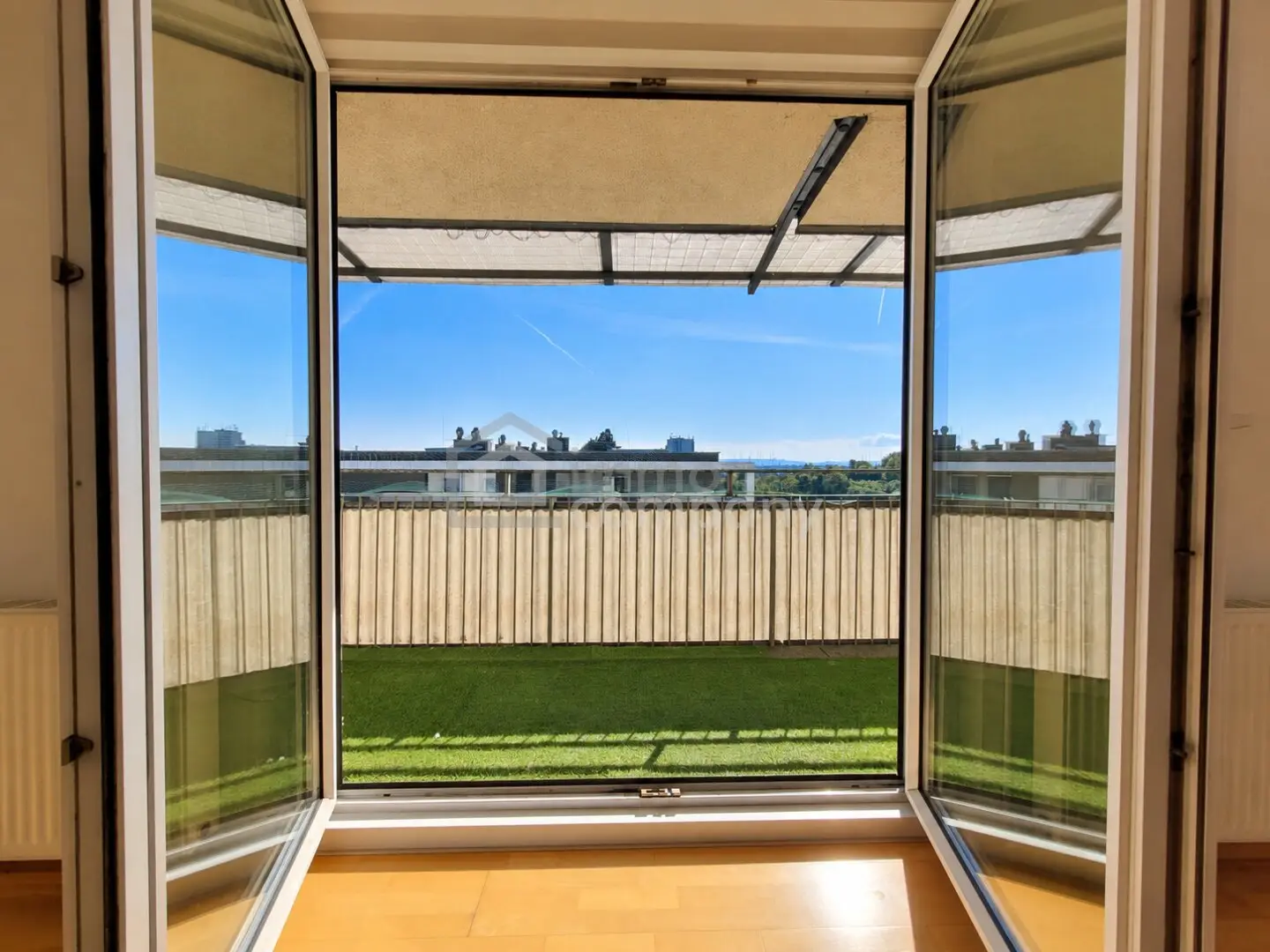 Good Views - Your new home: 4 rooms with mountain and city view