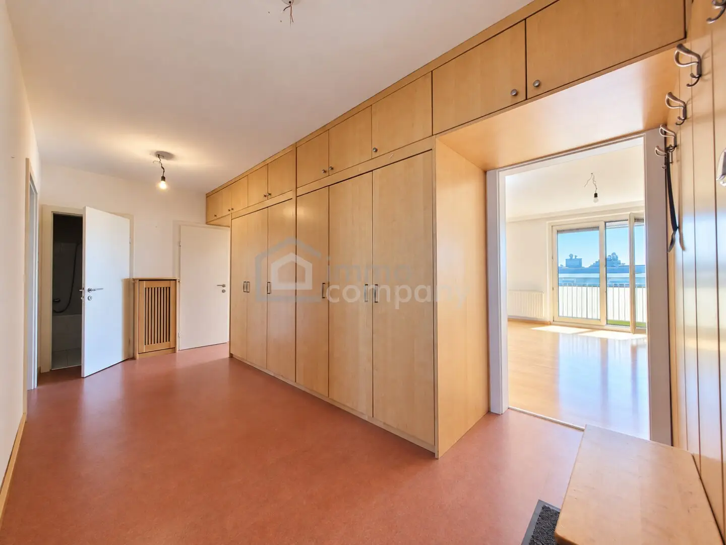 Good Views - Your new home: 4 rooms with mountain and city view