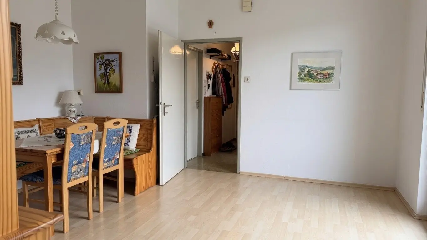 Im Wanderparadies Bad Schönau: Doppelwohnung mit vielen Nutzungsmöglichkeiten: Wohnen und Vermieten mit nur einer Investition