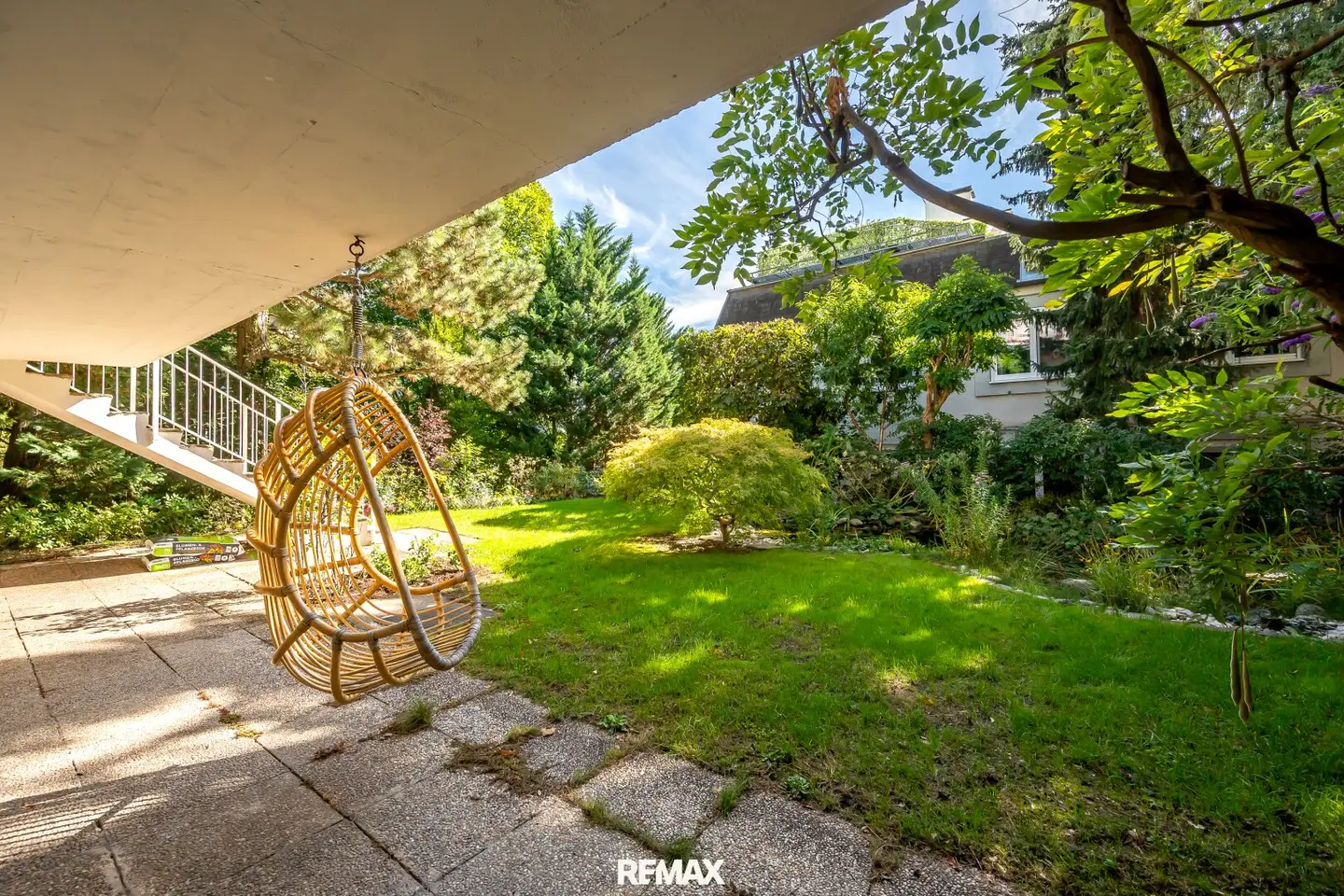 Garden Apartment with Biotope, Sauna and Garage