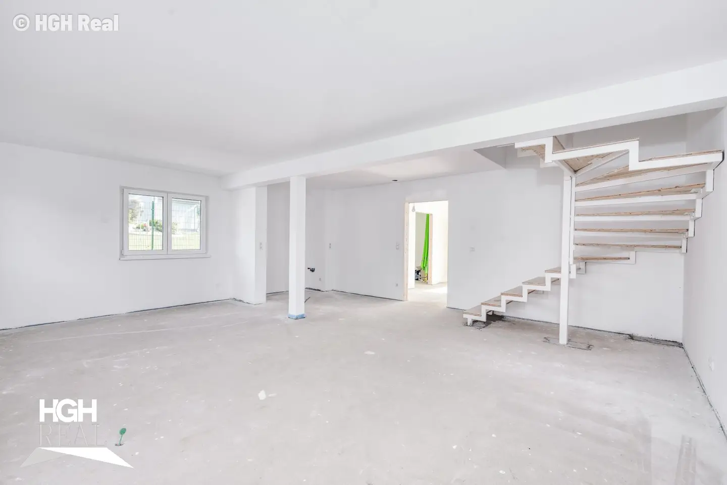 8230 Schölbing near Hartberg: Spacious shell-finished corner terraced house - 5 rooms, terrace and garden in sunny green location