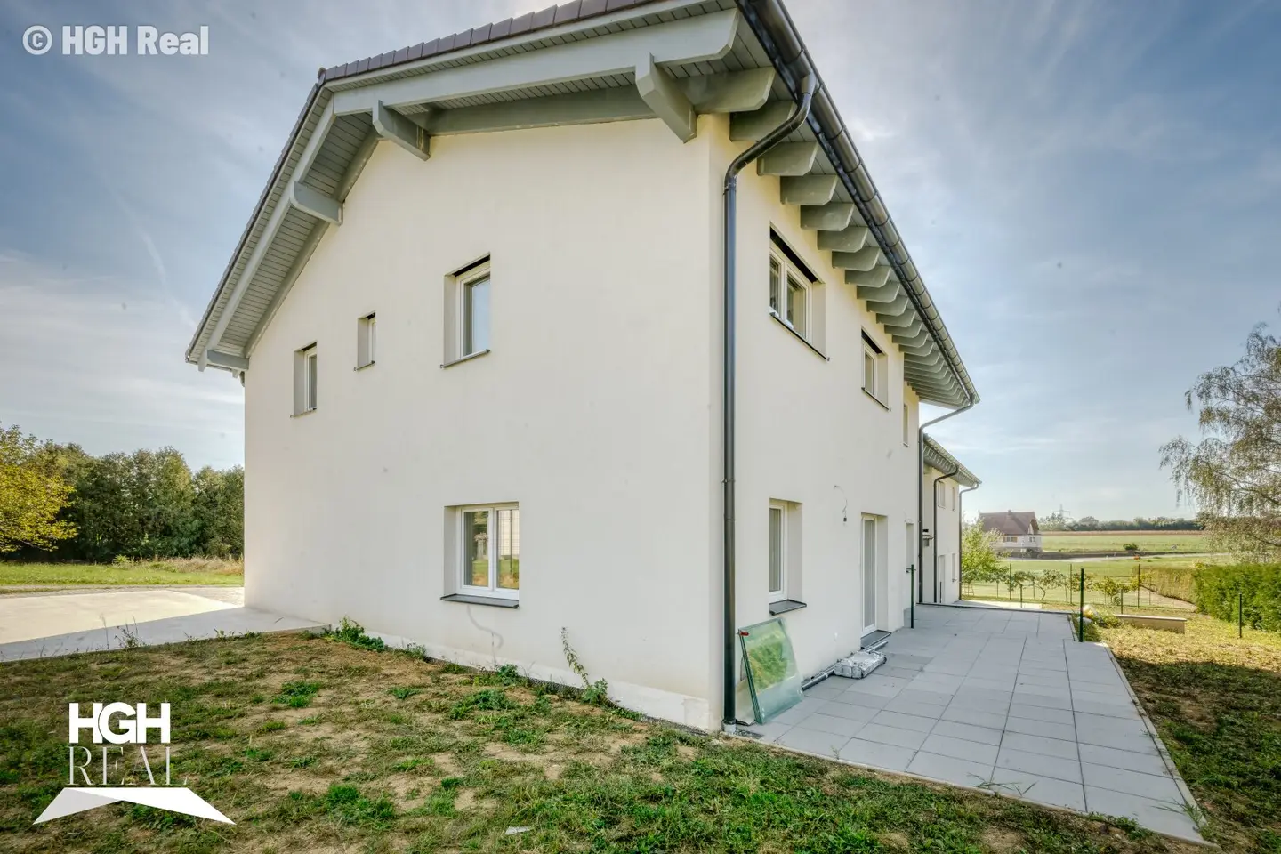 8230 Schölbing near Hartberg: Spacious shell-finished corner terraced house - 5 rooms, terrace and garden in sunny green location