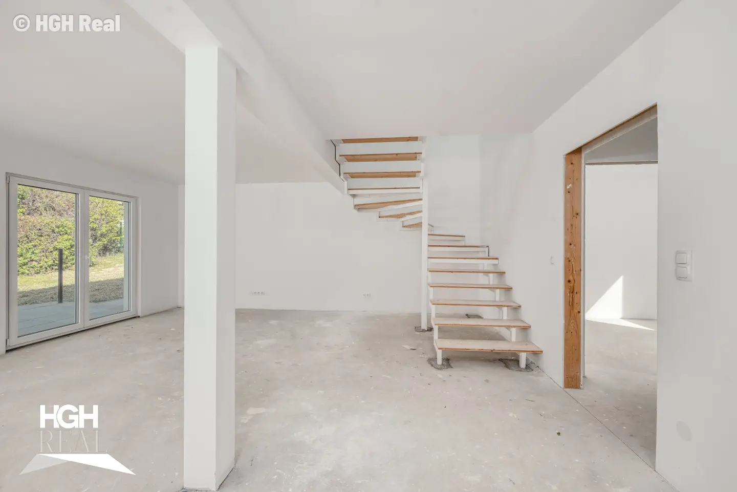 8230 Schölbing near Hartberg: Shell-finish end terraced house with 5 rooms, 17 m² terrace and garden in sunny green location