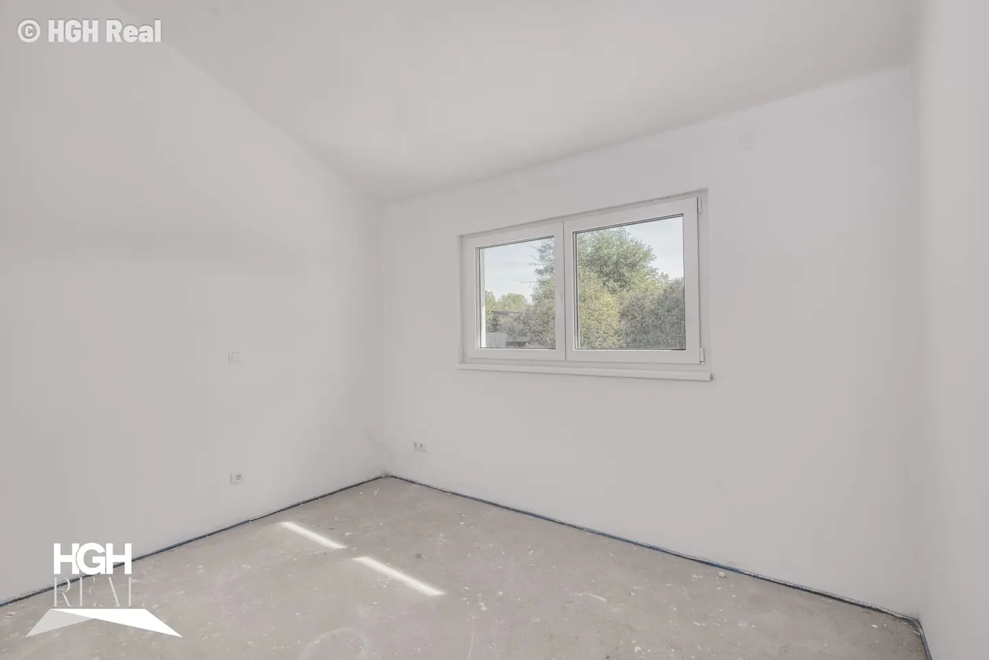 8230 Schölbing near Hartberg: Shell-finish terraced house at an affordable price - 4 rooms with balcony, terrace and garden