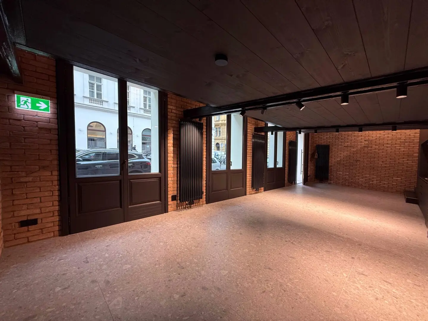 Characterful Office Loft – Industrial Charm on Two Levels