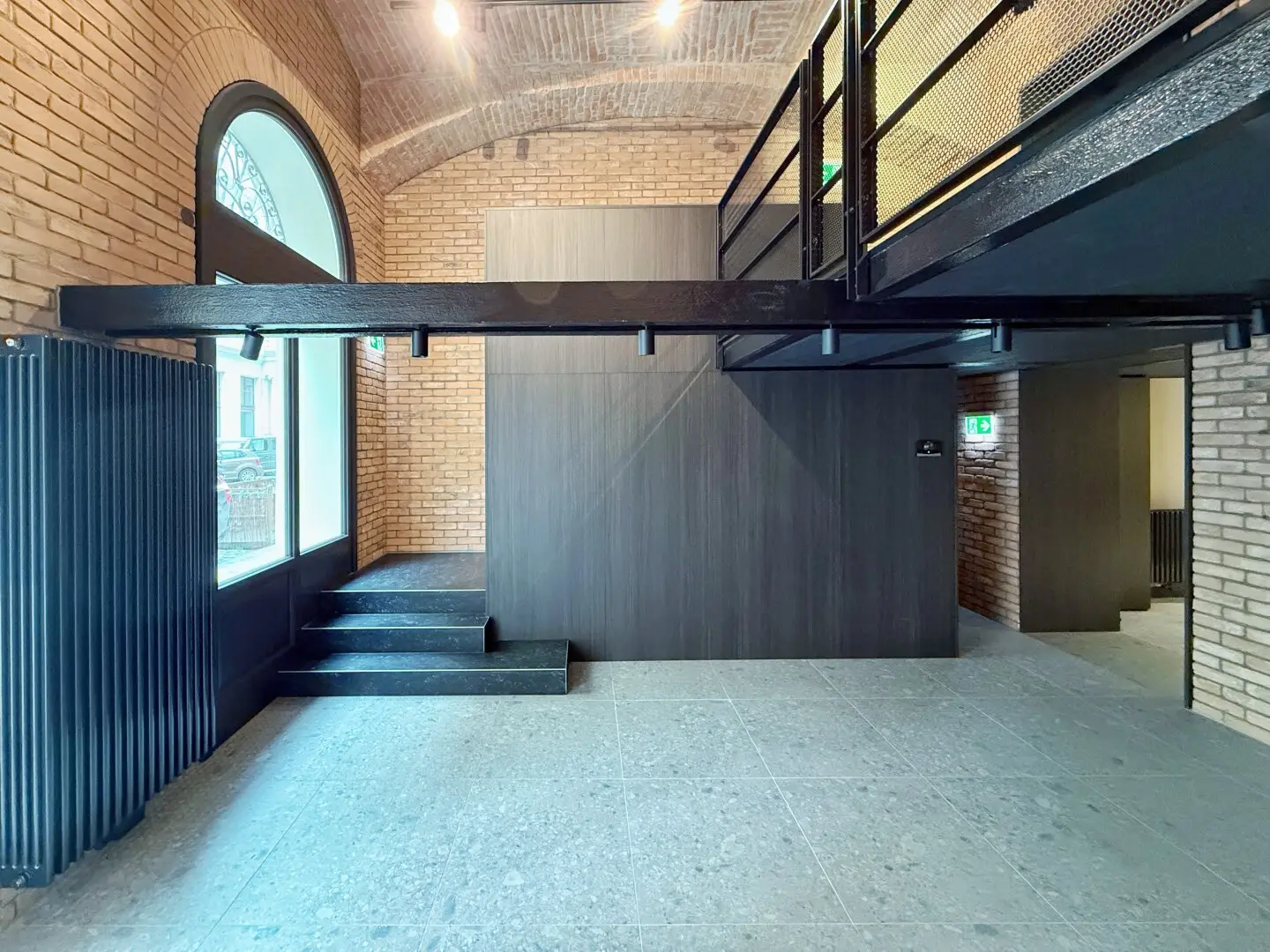 NEW WORK SPACES — Innovative work environments with industrial charm in the heart of the city