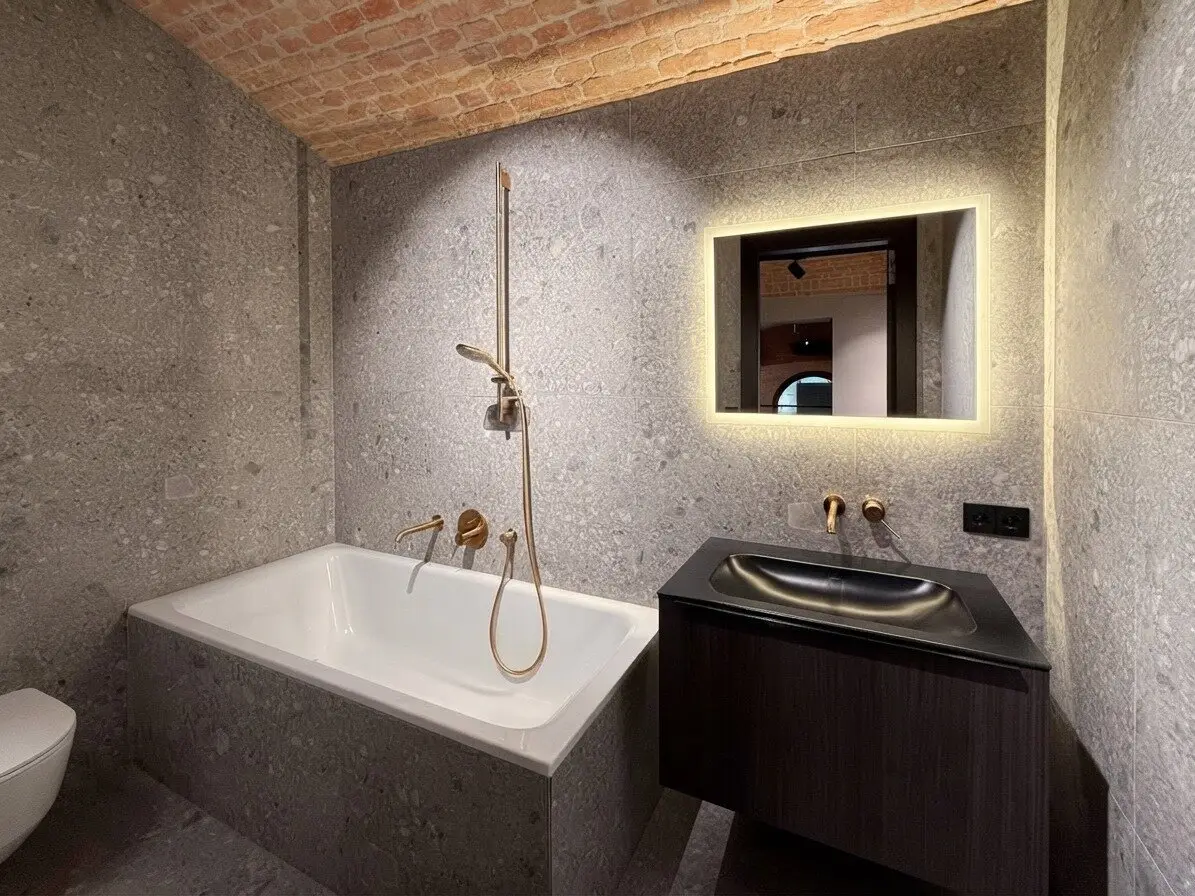 NEW WORK SPACES — Innovative work environments with industrial charm in the heart of the city