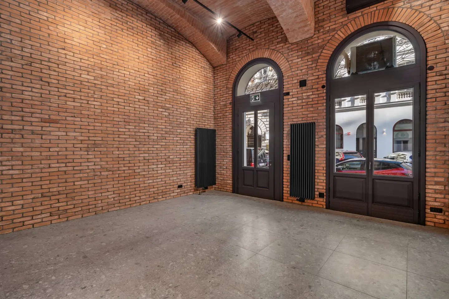 Characterful Office Loft, Industrial Charm on Two Levels