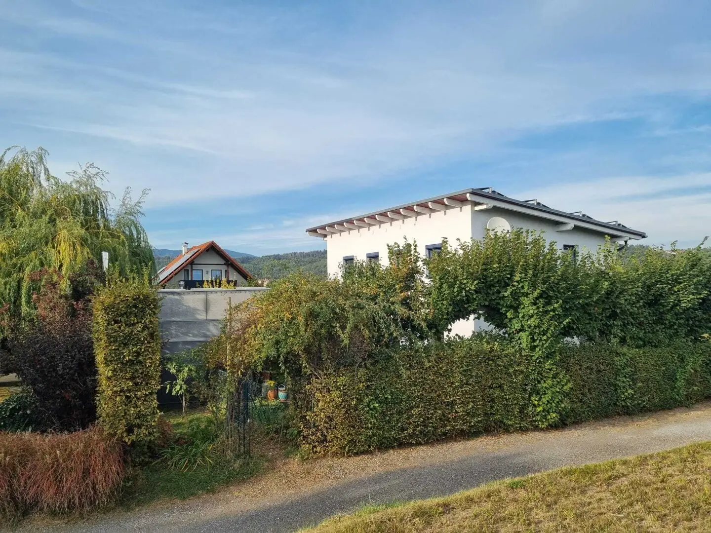 Dream home in the green with perfect infrastructure