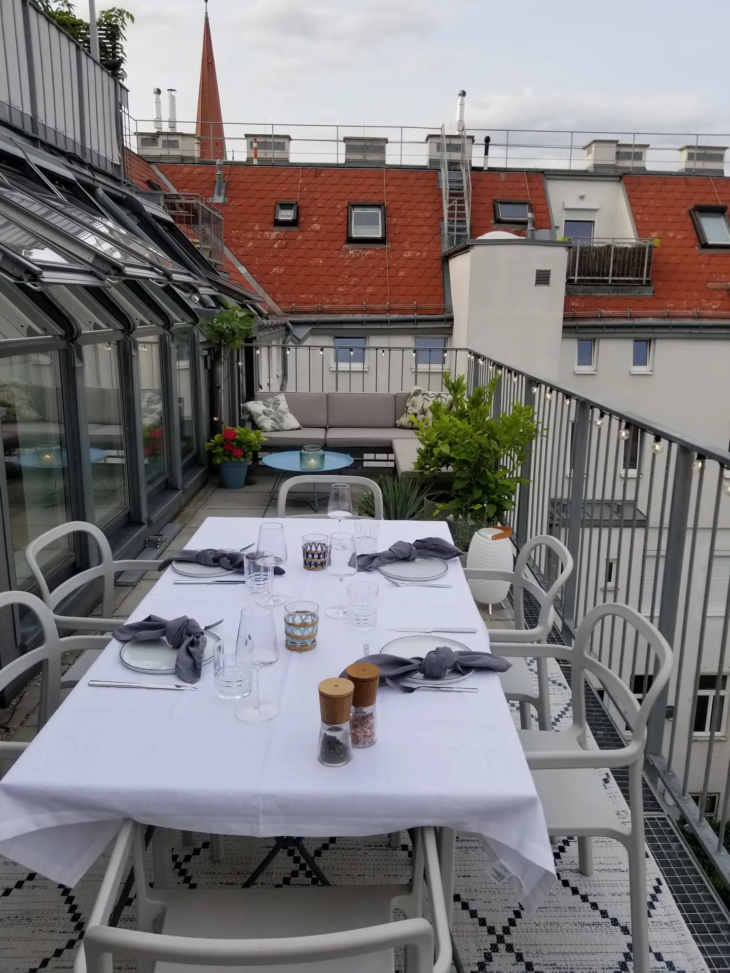 Klimatisierte Wohnung mit großen Terrassen und Fernblick