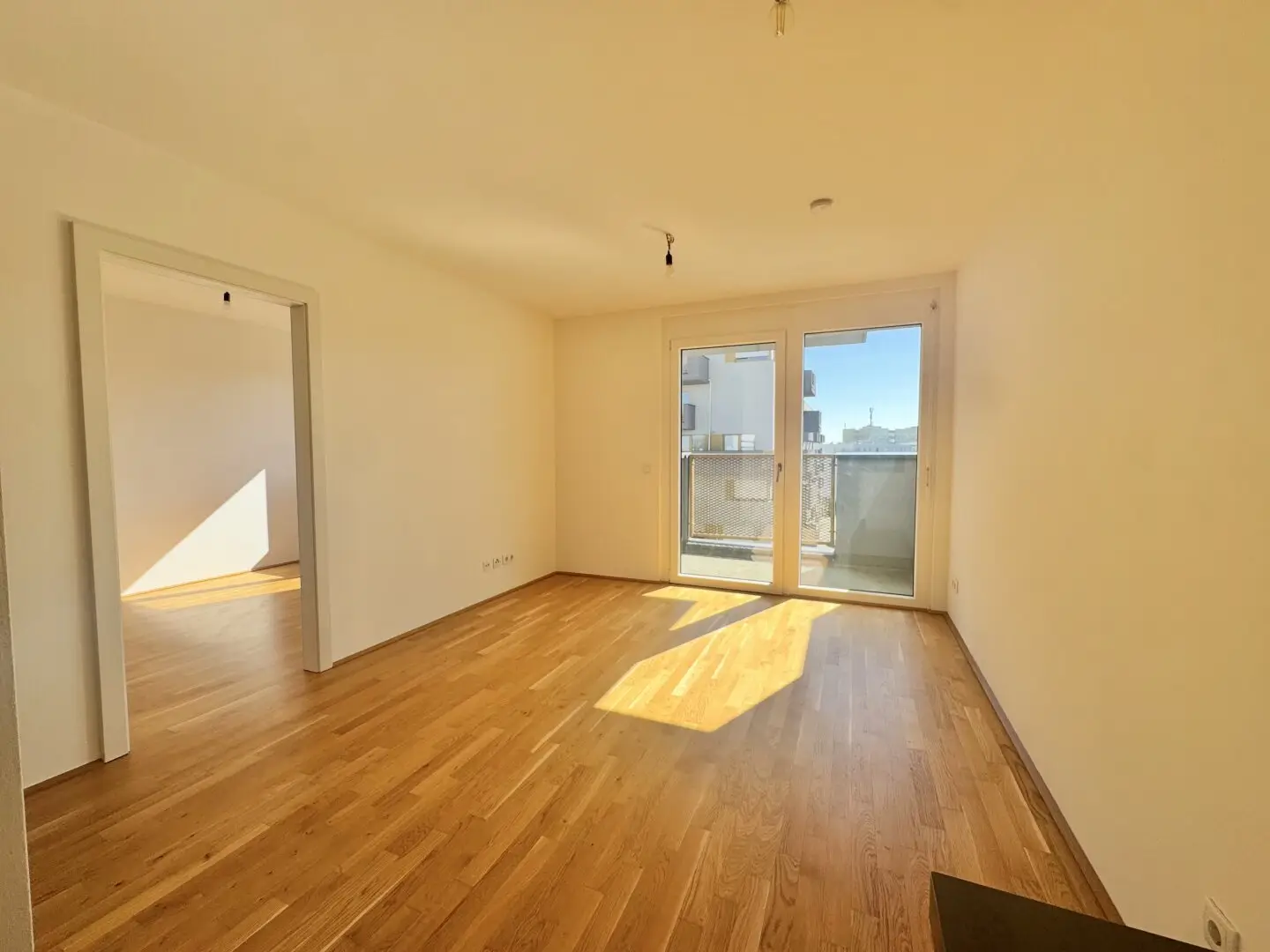 Smart & Chic - Sunny Living in Stadlau - SPAR, DM and more right at your doorstep