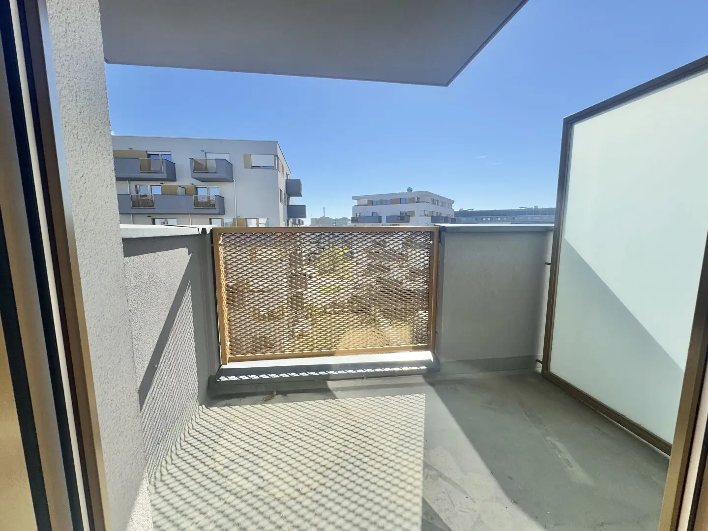 Smart & Chic - Sunny Living in Stadlau - SPAR, DM and more right at your doorstep