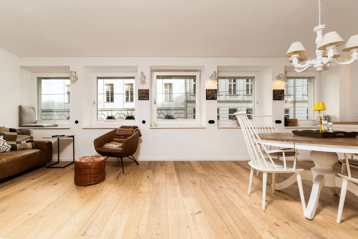 Stilvoll eingerichtete 3-Zimmer-Wohnung, kernsaniert – mitten im Zentrum von Wien