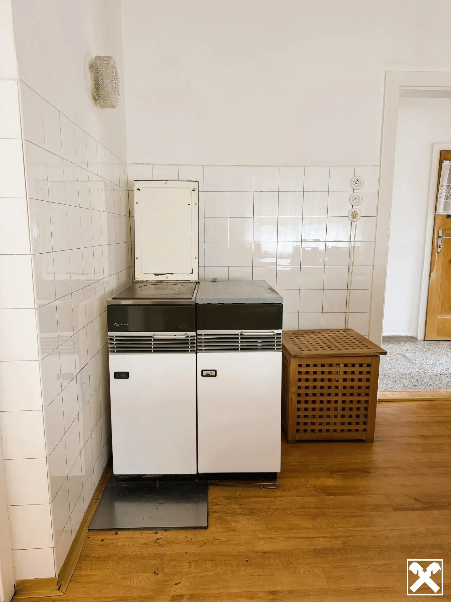 Anwesen mit Scheune und Nebengebäude Familienwohnung